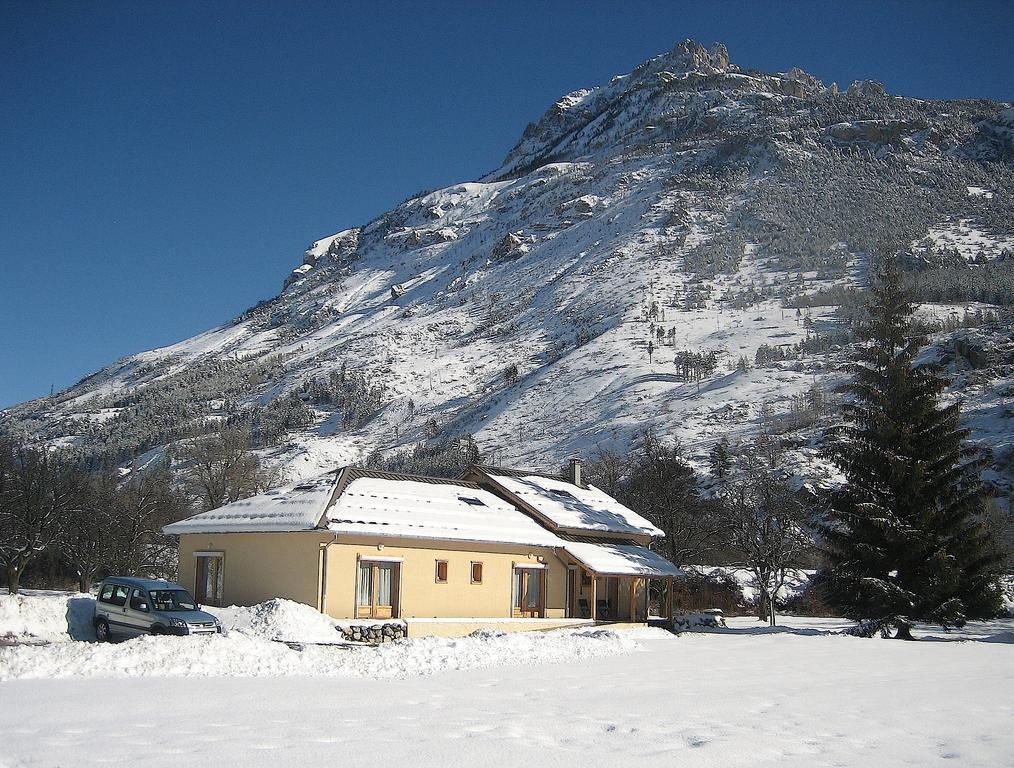 皮埃尔奥朗住宿加早餐旅馆 LʼArgentière-la-Bessée 外观 照片